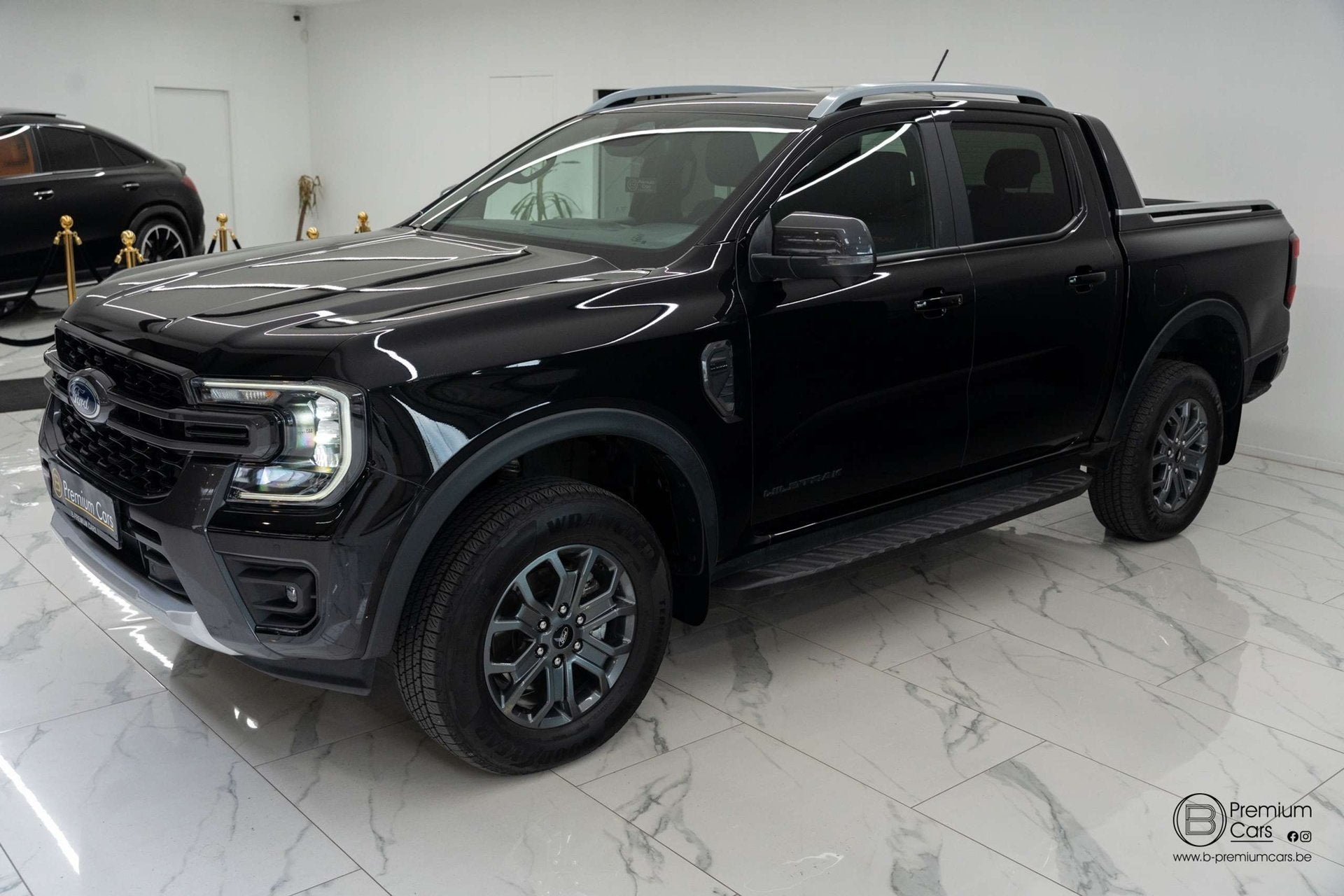 Ford Ranger 2.0 TDCI Wildtrack! Full! BTW! Navi, 360°!, Automaat, Gebruikt, 4 cilinders, Zwart