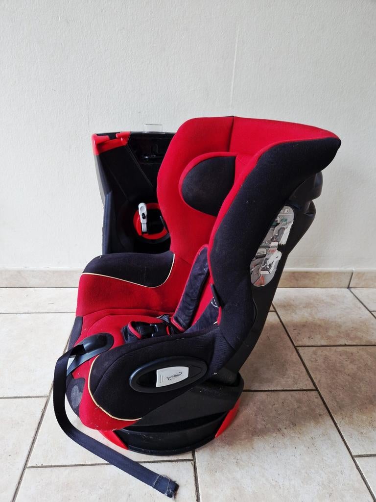 Siège auto pivotant enfant 9-18 kg Axiss, Enfants & Bébés, Enlèvement