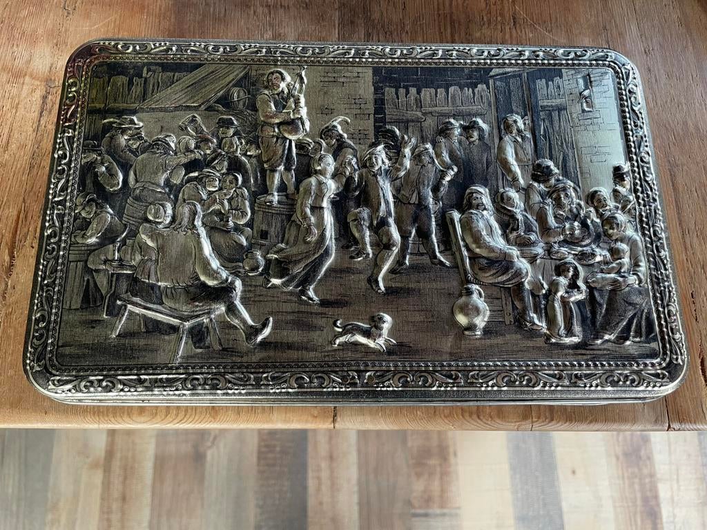 Vintage blikken koekjesdoos met tafereel van Teniers, Ophalen of Verzenden, Gebruikt, Overige merken