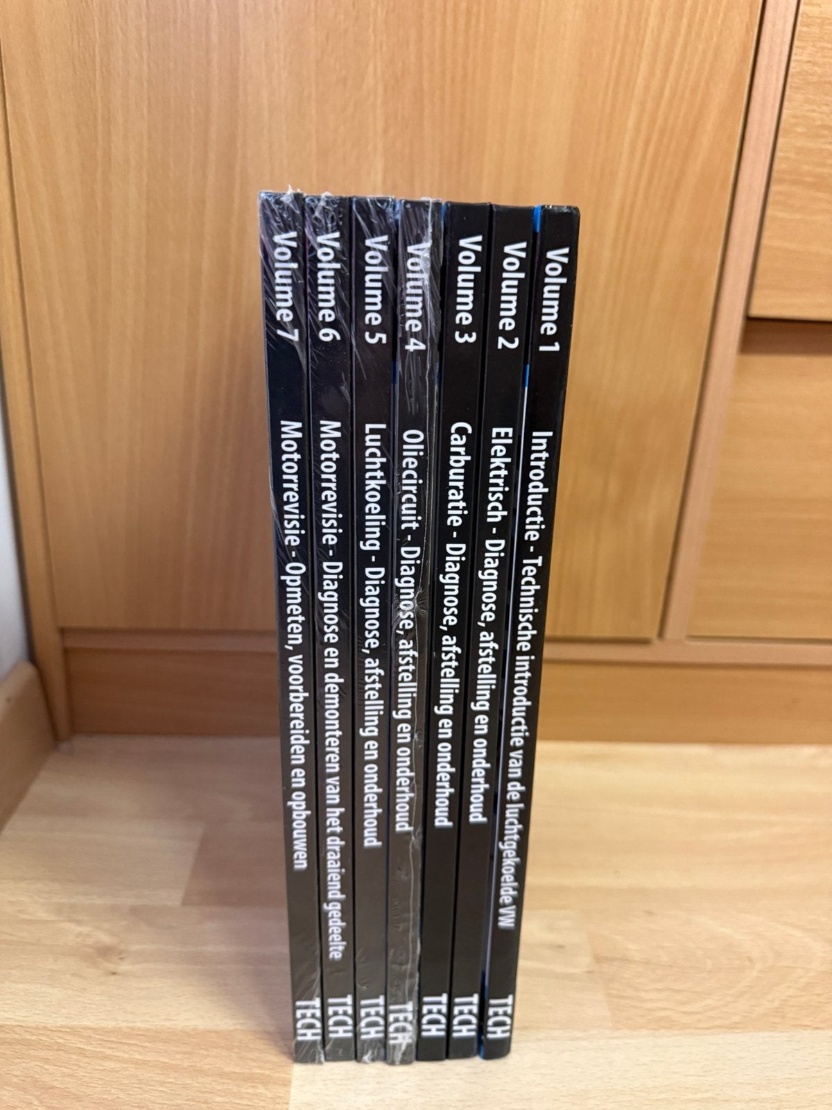 Classic vw tech boeken deel 1/7, Boeken, Ophalen, Zo goed als nieuw