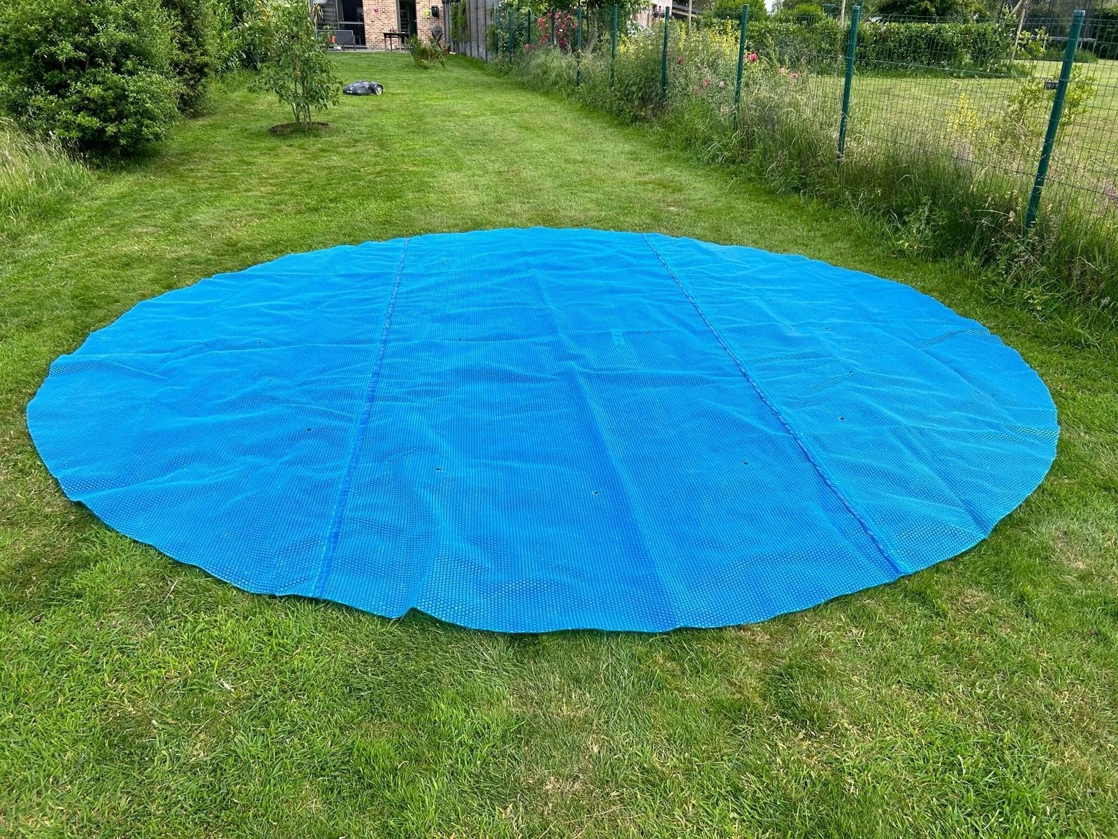 Bâche a bulles pour piscine 3.7m.