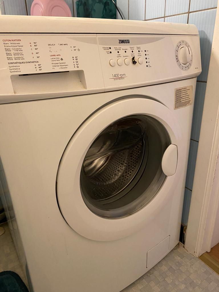 Lave-linge Zanussi 1400 rpm, Ophalen, Gebruikt
