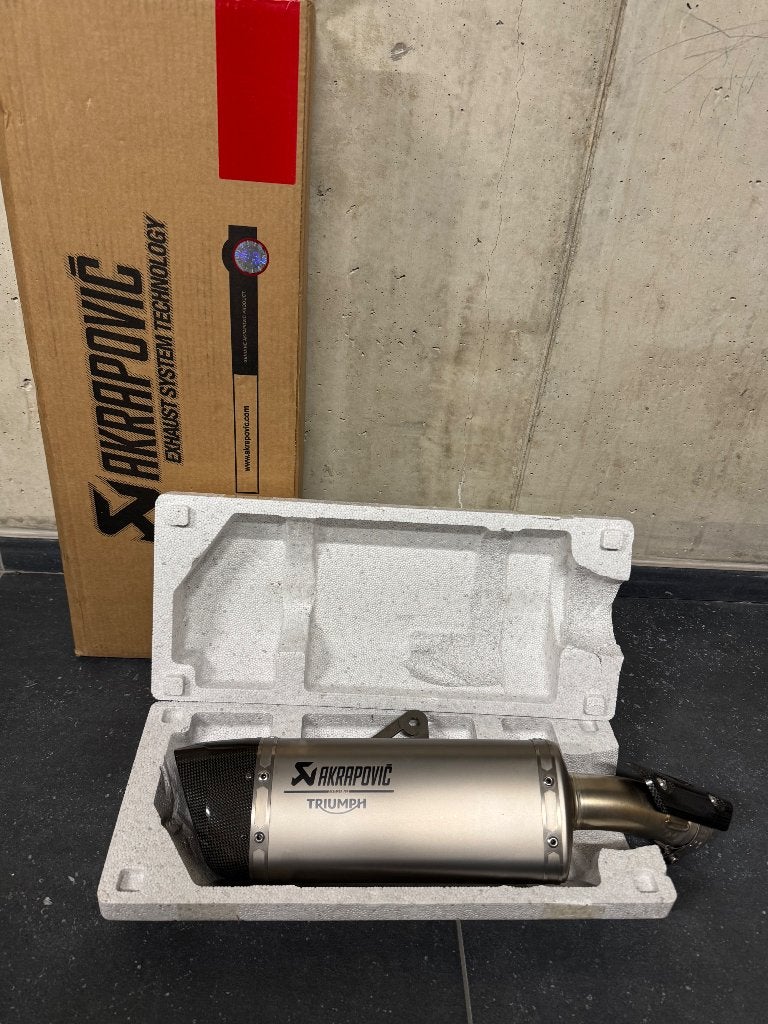 Akrapovic Triumph Trident 800, Permis Moto A, Plus de 35 kW, 800 cm³, 3 cylindres