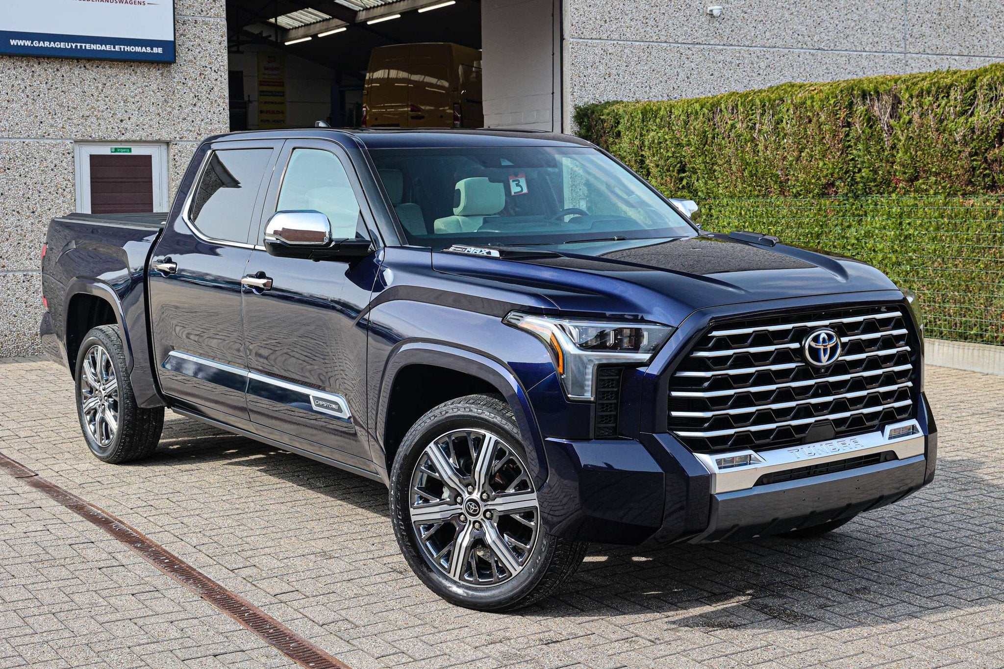 Toyota Tundra BTW-WAGEN*FULL-OPTION*BELGISCHE-WAGEN*PANORAMI, Autos, Toyota, Achat, 4 portes, Entreprise, Noir
