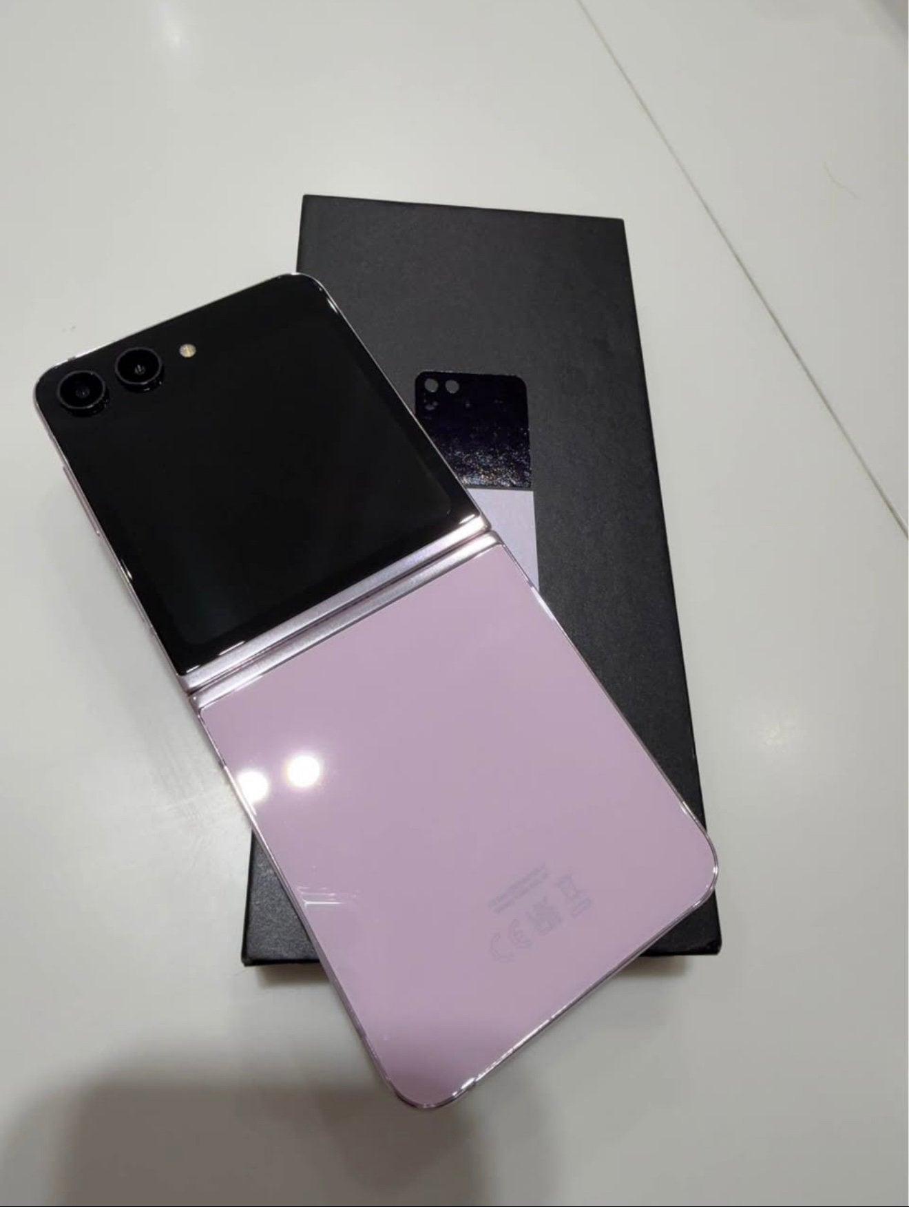 Samsung Galaxy Z Flip5, Télécoms, Enlèvement, Comme neuf