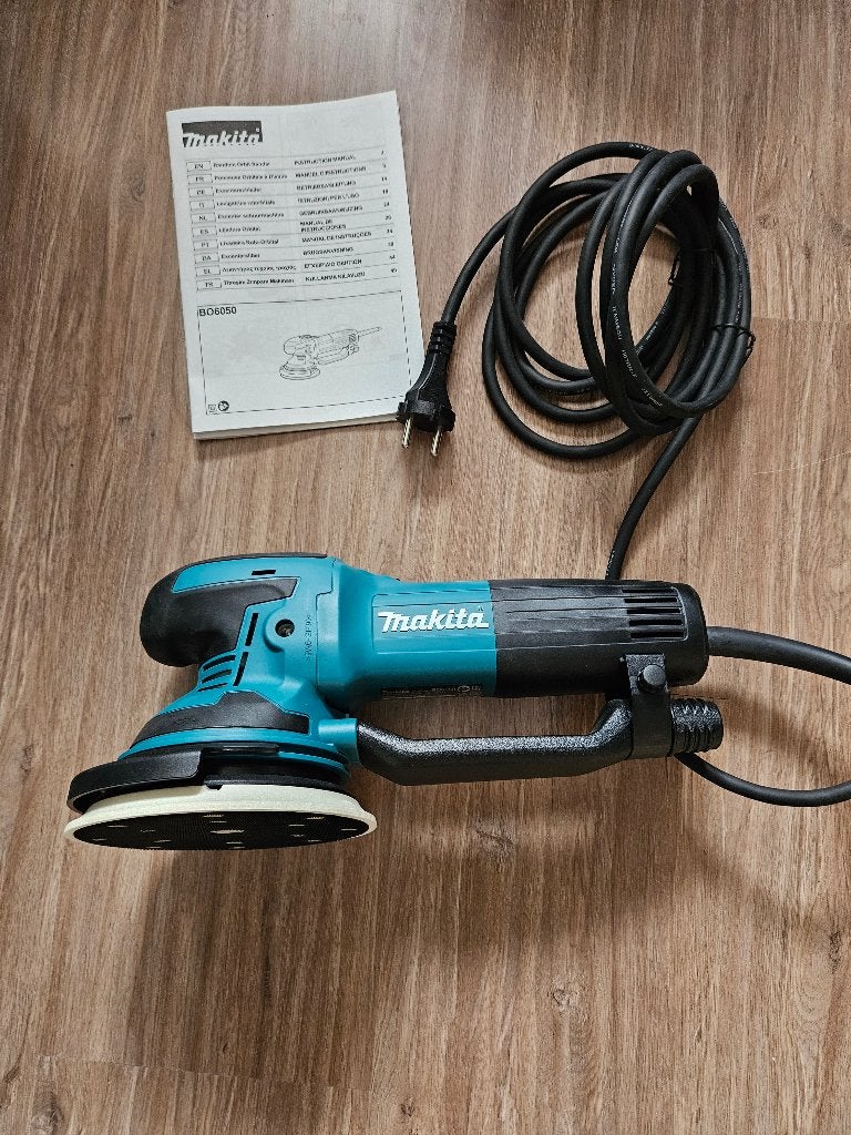 Makita excenterschuurmachine BO 6050 150mm Nieuw, Doe-het-zelf en Bouw, Gereedschap | Schuurmachines, Ophalen, Nieuw, Excentrische schuurmachine