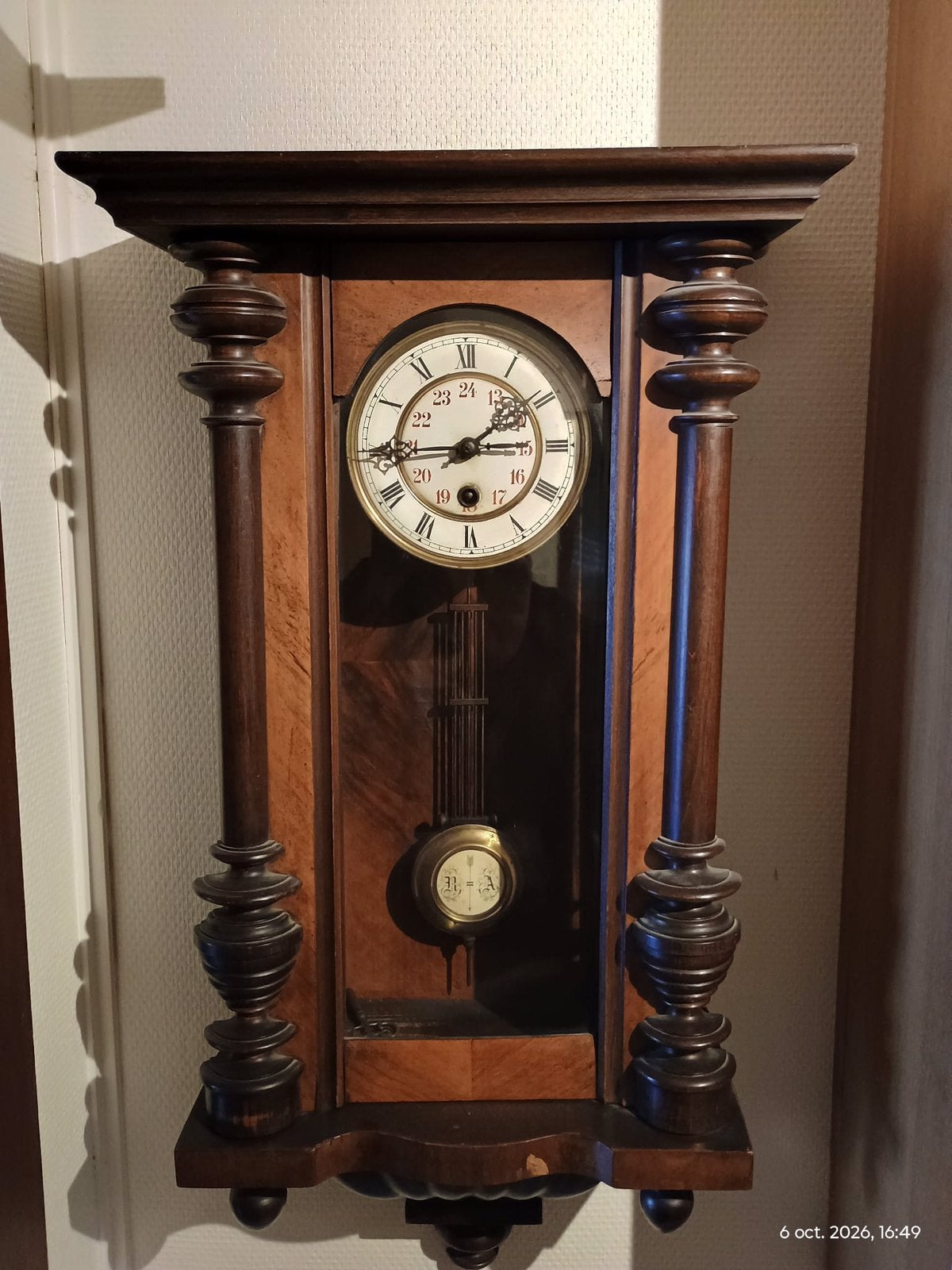 Horloge en bois, Enlèvement ou Envoi