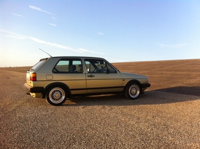 VW golf 2 1800 16v racing green oldtimer, Auto's, Voorwielaandrijving, 4 zetels, Stof, Zwart
