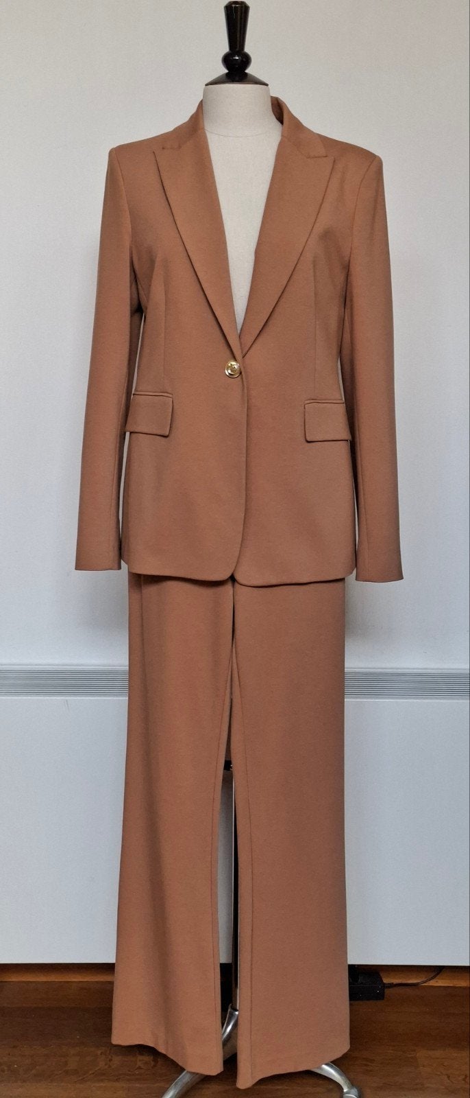 PINKO.    (NEW 585€), Kleding | Dames, Jasjes, Kostuums en Pakken, Ophalen of Verzenden, Maat 38/40 (M)