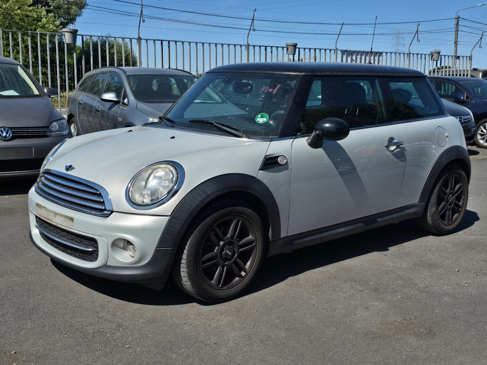 MINI COOPER 1600CC DIESEL 05/2011 156000 KM (MOTOR IS KAPOT), Auto's, Mini, Voorwielaandrijving, 82 kW, 4 cilinders, Grijs