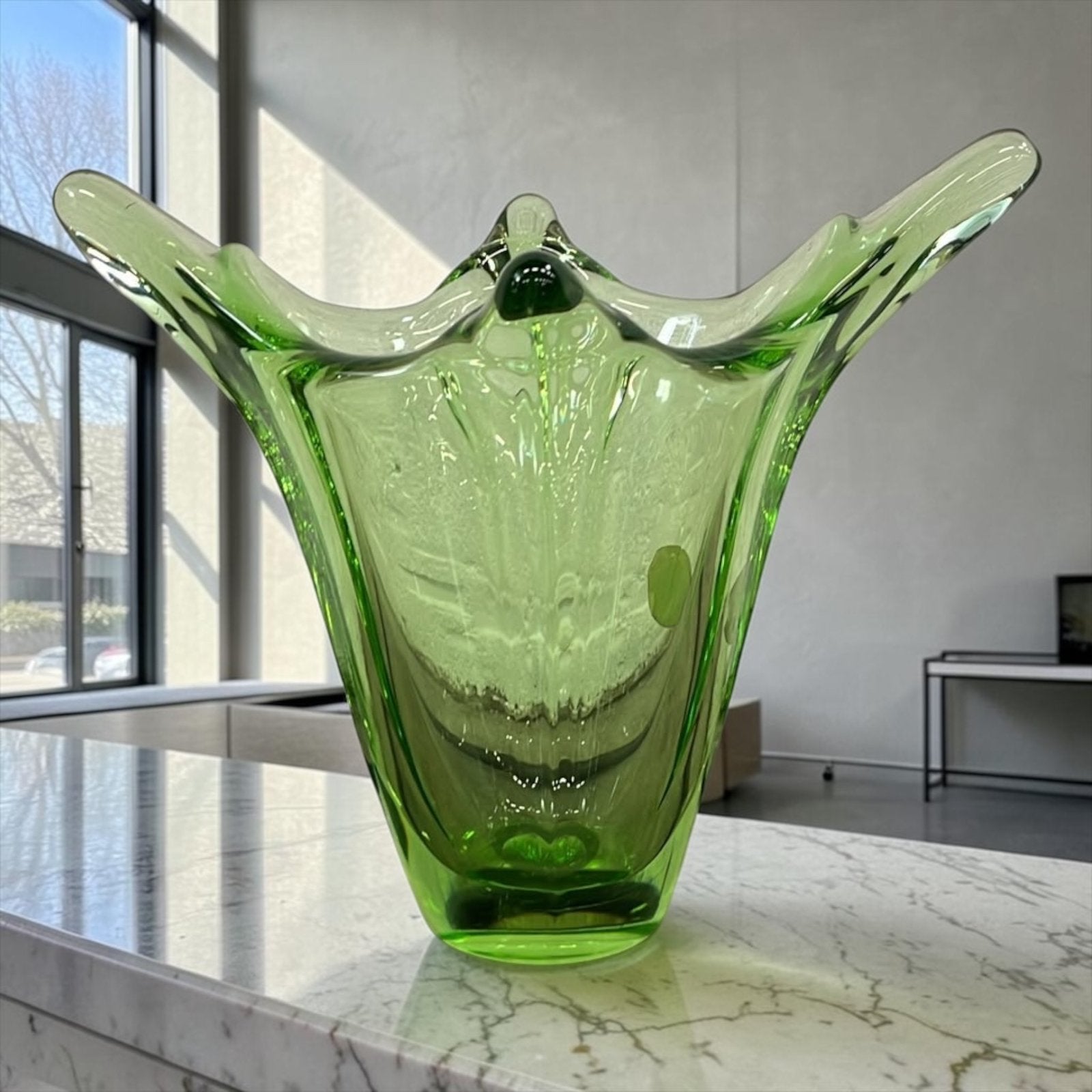 Vase/bol VSL vintage en verre vert, Antiquités & Art, Enlèvement