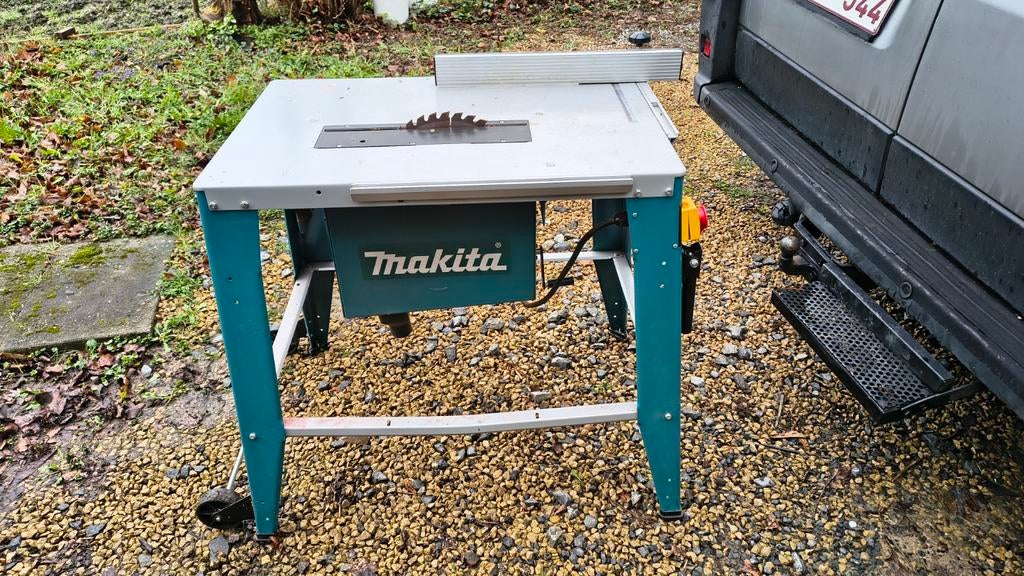 Sciences circulaire sur table makita, Bricolage & Construction, Enlèvement, Scie circulaire