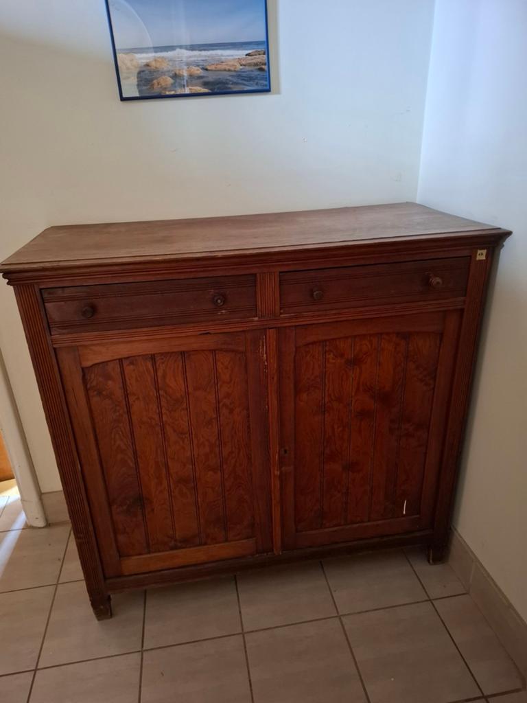 Buffet ancien rustique en bois – 2 portes et 2 tiroirs, Enlèvement, Inconnu, Inconnu, Inconnu