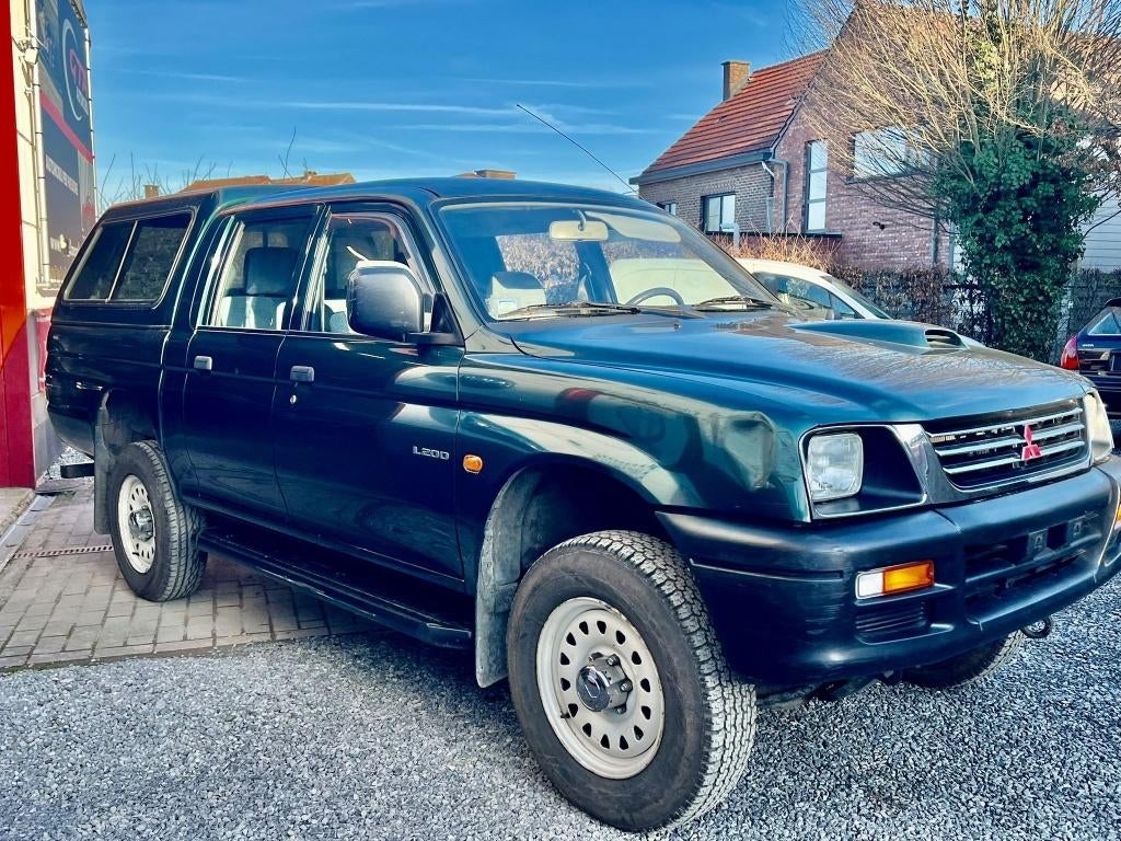 Mitsubishi L200 / 166.000 km / 2.5 diesel, Auto's, Bedrijf, Diesel, L200, 4x4