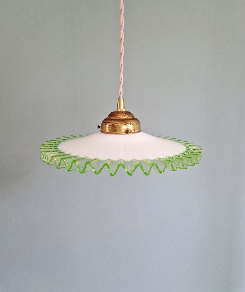Suspension Art Déco en opaline blanche et ouraline, 1920-30, Antiquités & Art, Enlèvement ou Envoi