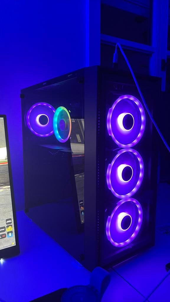 Gaming pc, Computers en Software, Ophalen, Zo goed als nieuw, Gaming