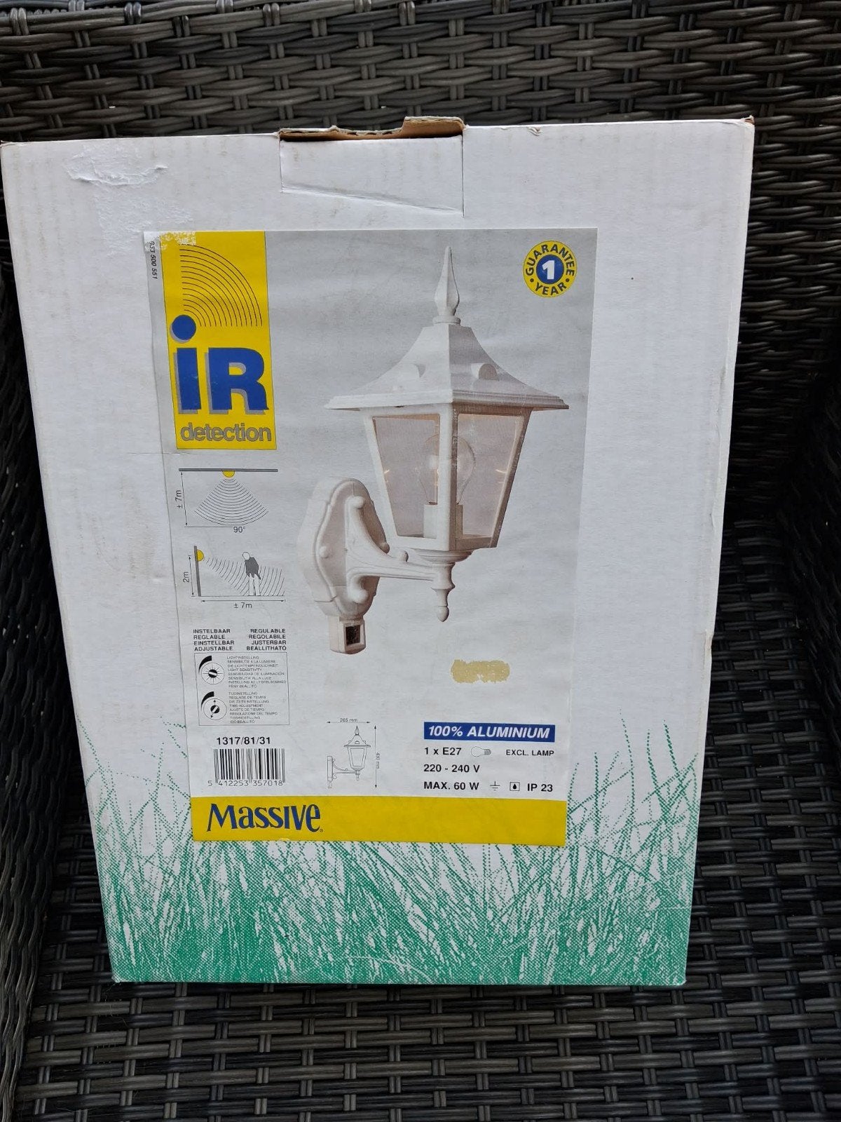 Massieve buitenlamp wit nieuw in, Ophalen