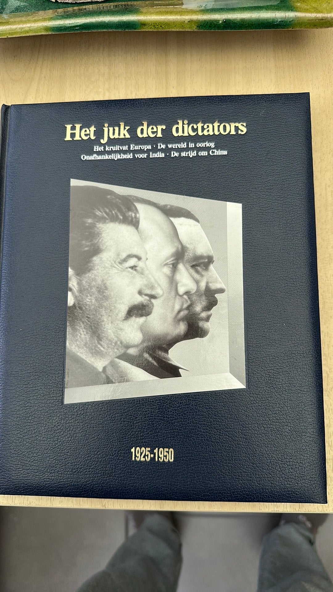 Oorlog boek, Ophalen, Zo goed als nieuw