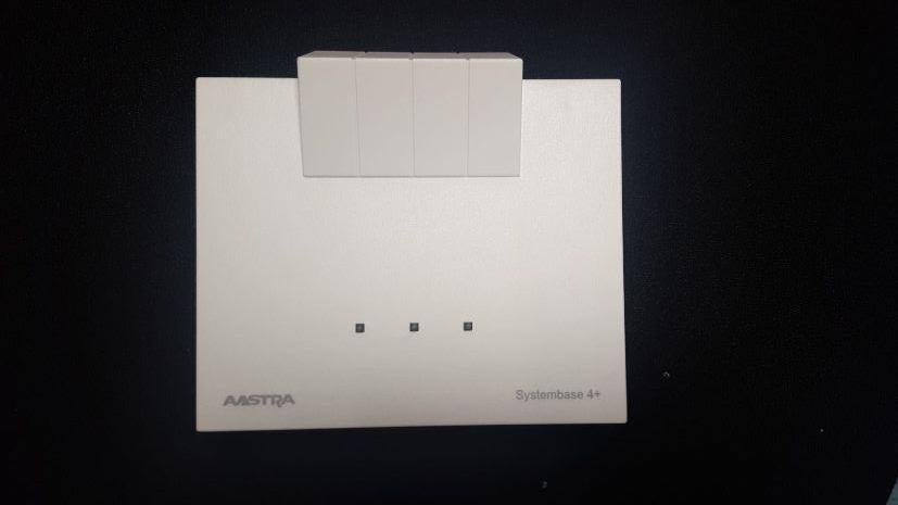 ➡️ Aastra Mitel Systembase SB4+ Dect base, Ophalen of Verzenden, Refurbished, 4 handsets of meer