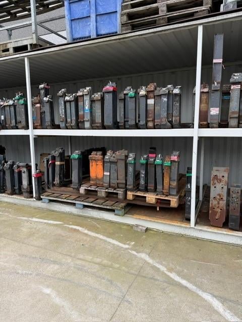 Vorken capaciteit 4 en 5 Ton, Zakelijke goederen, Machines en Bouw | Heftrucks en Intern transport, Meer dan 4000 kg, Ophalen