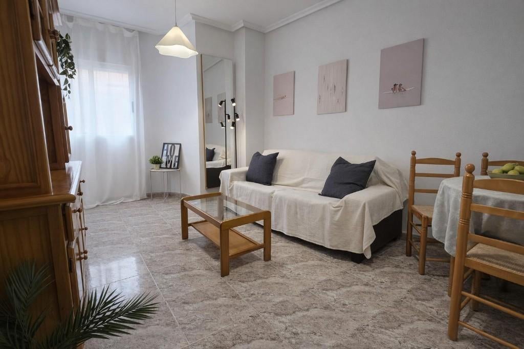 Appartement met 2 slaapkamers in Torrevieja, Torrevieja, 63 m², Spanje, 2 kamers