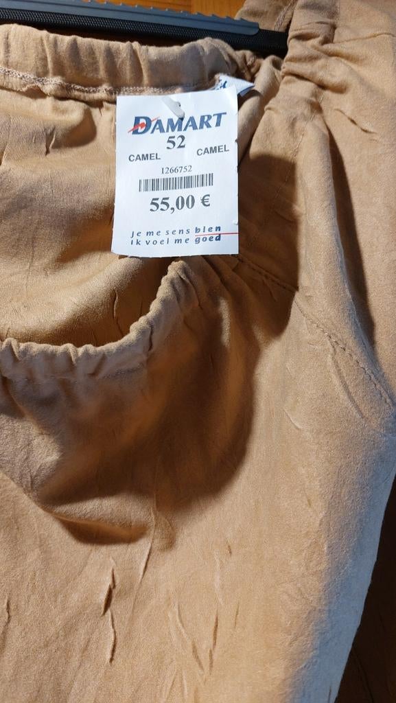 Jupe en daim COURANTS D'AIR. TAILLE 52, Vêtements | Femmes, Enlèvement, Jupe