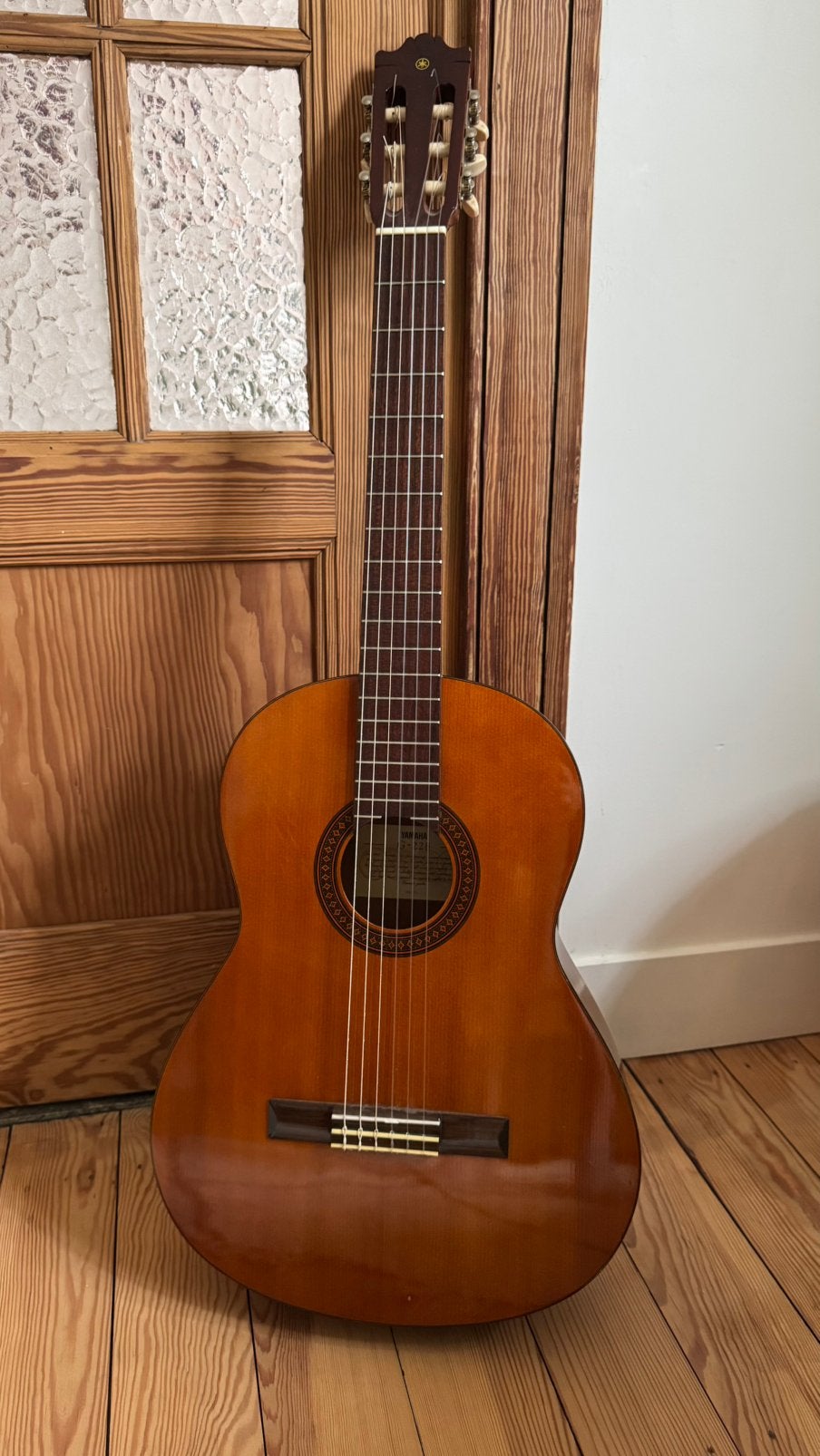 Guitare Yamaha G-228, excellente guitare pour débutants, Enlèvement, Comme neuf