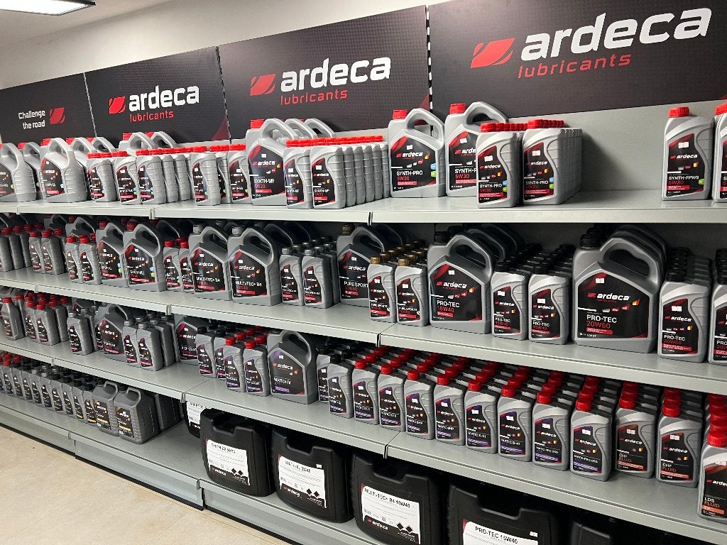 HUILES ARDECA ET CASTROL, Autos : Divers, Outils de voiture, Neuf, Enlèvement