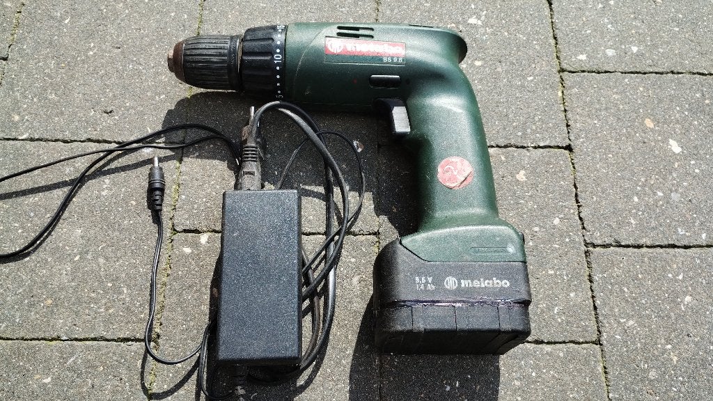 Visseuse Metabo, Enlèvement