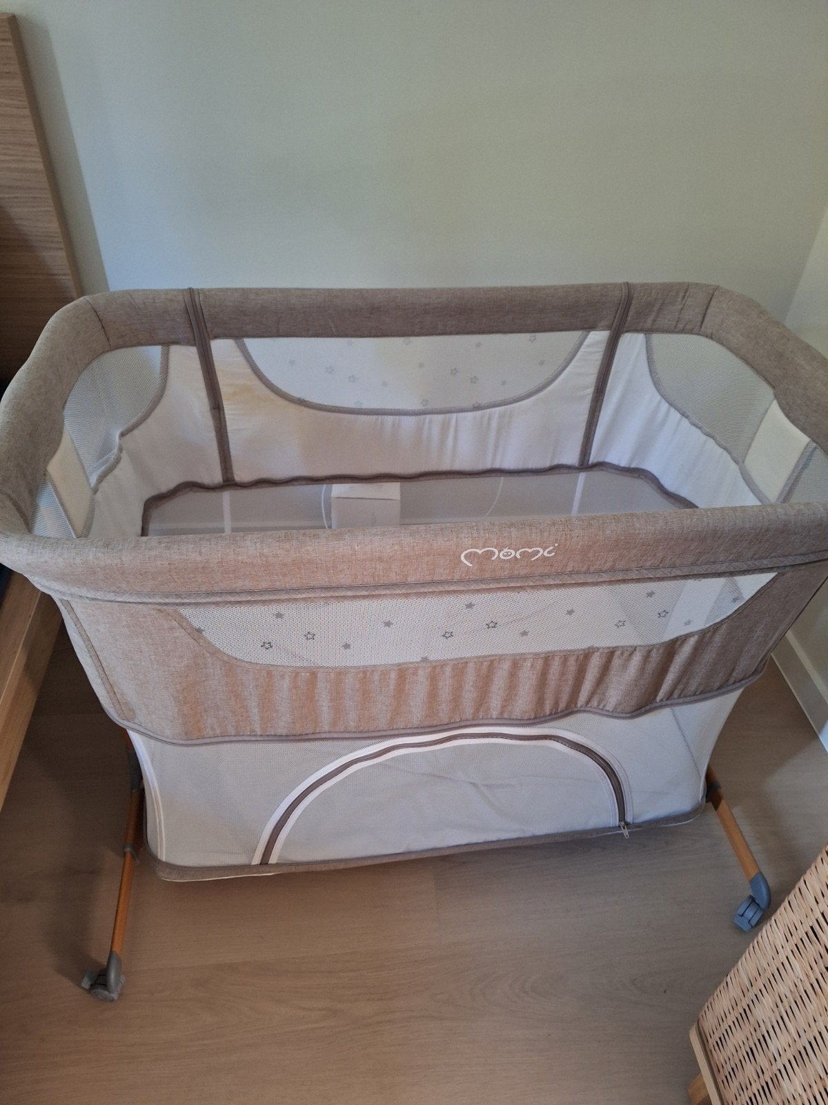 Momi Smart 4in1 Co-sleeper / Babybedje - Uitstekende staat, Ophalen, Zo goed als nieuw, Wieg