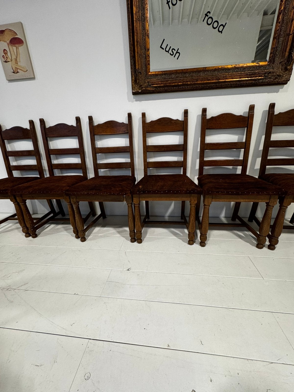 Vintage kerkstoelen, Ophalen