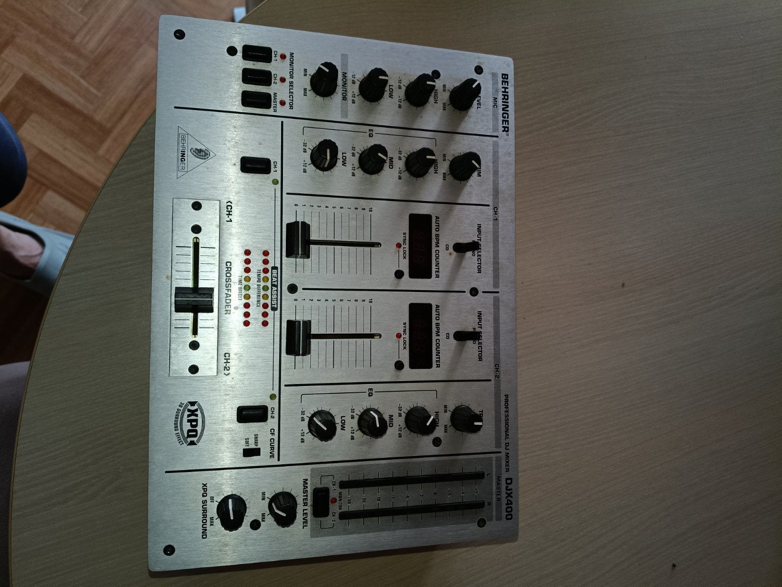 Mixeur Behringer Pro Djx 400, Enlèvement, Utilisé, 5 à 10 canaux