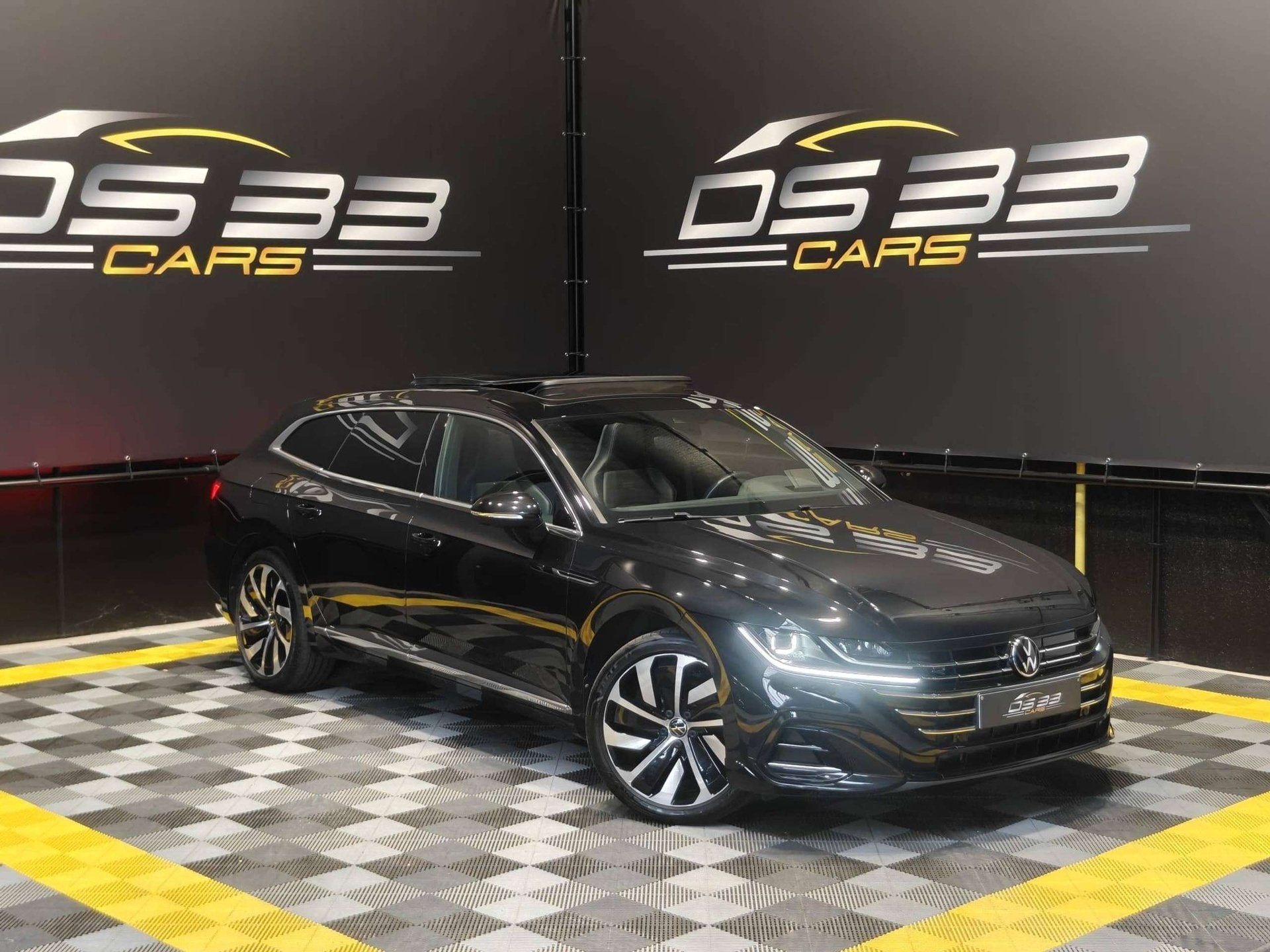 Volkswagen Arteon eHybrid GTE 1.4 R-Line FULL/Pano/Leder/19", Auto's, Volkswagen, Automaat, Dealer onderhouden, Arteon, Gebruikt