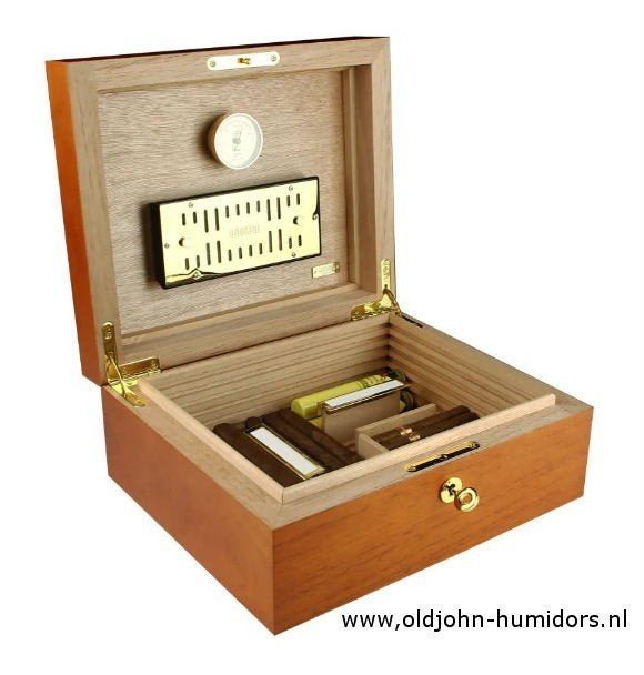 SALE HUMIDOR ADORINI CEDRO M DELUX 75 SIGAREN CEDERHOUT h156, Envoi, Neuf, Boite à tabac ou Emballage