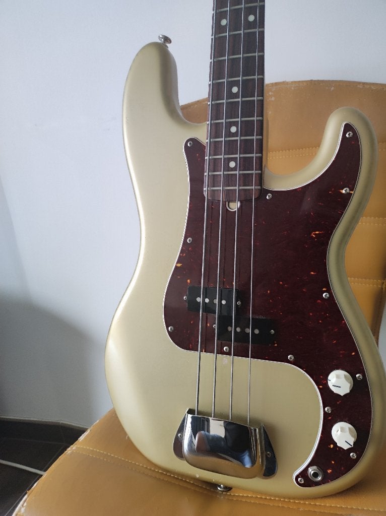 Precision Bass - Made by Guitar Garage, Muziek en Instrumenten, Snaarinstrumenten | Gitaren | Bas, Ophalen, Gebruikt, Elektrisch