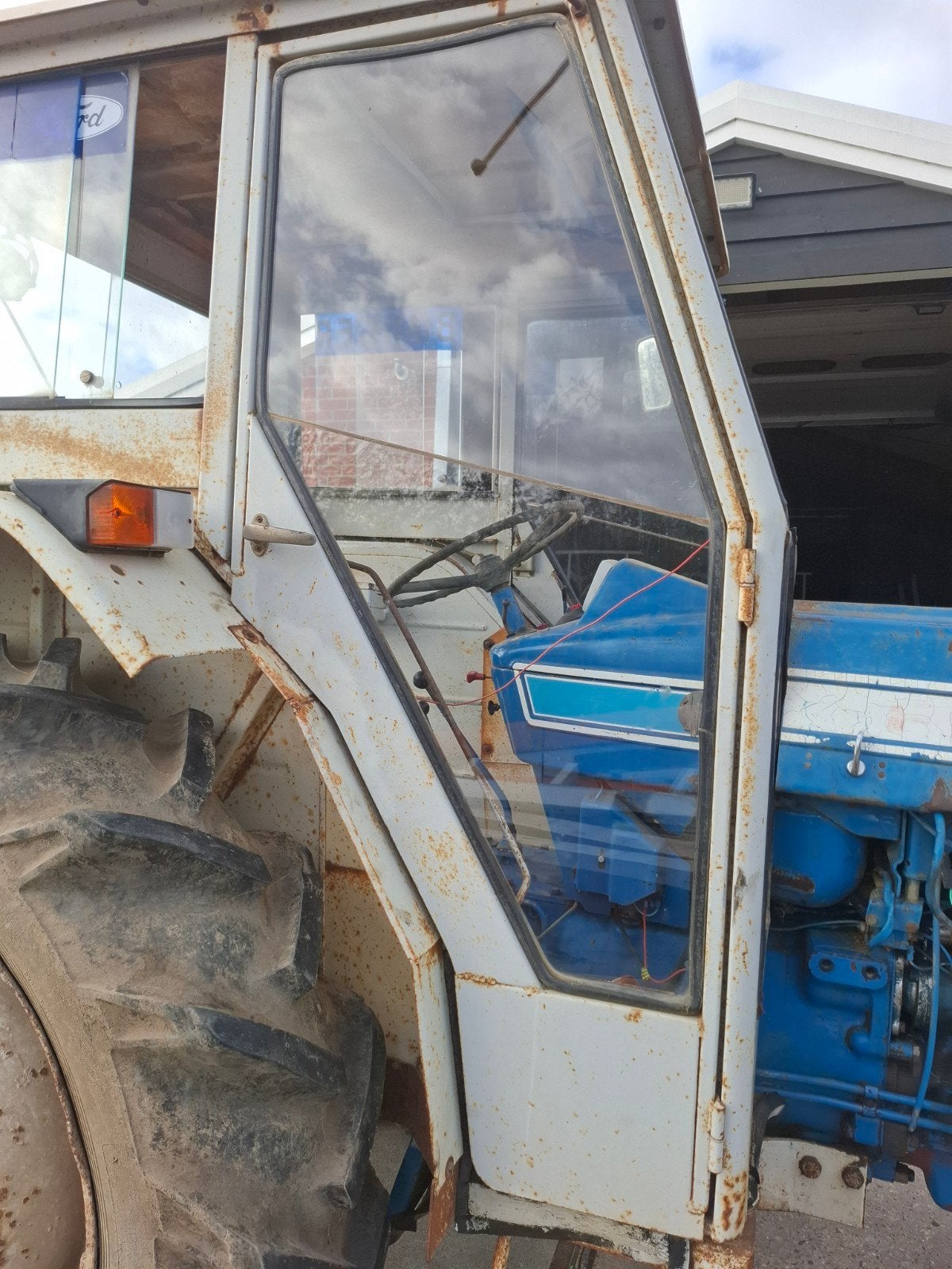 nette tim cabine ford 5000 5600 6600 7000 7600 tractor, Enlèvement, Ford