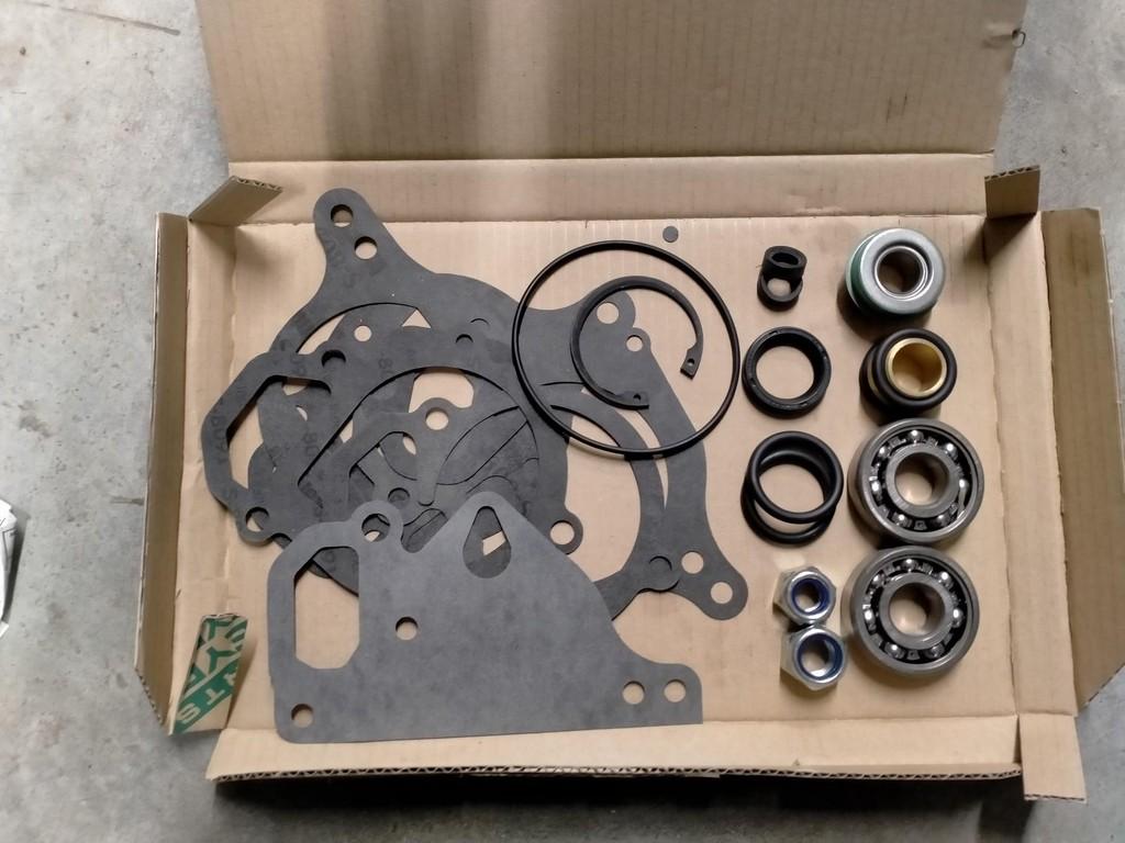 Steyr reparatie set waterpomp, Auto-onderdelen, Overige Auto-onderdelen