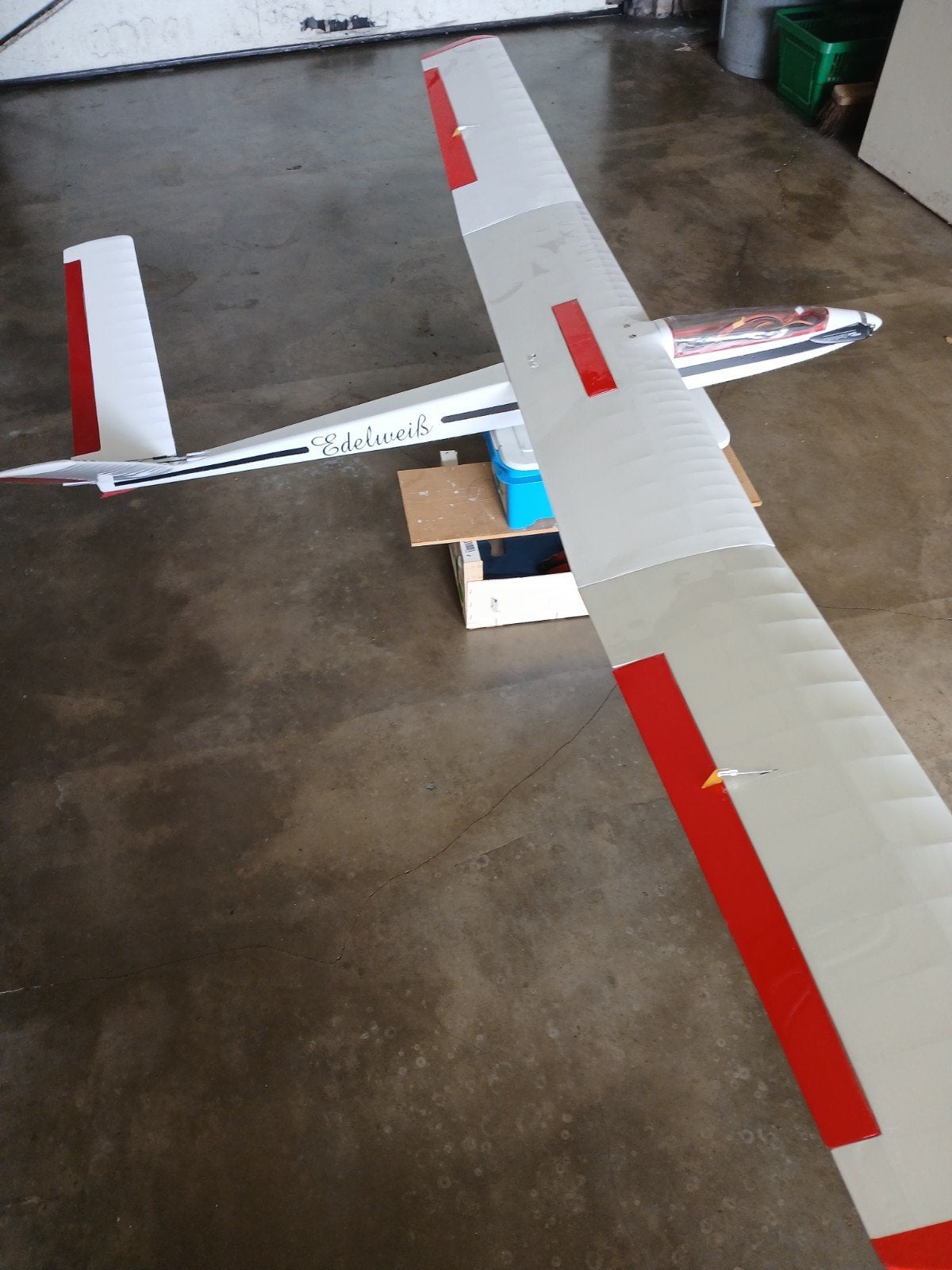 Edelweiß, Hobby & Loisirs créatifs, Modélisme | Radiocommandé & Téléguidé | Avions, Enlèvement