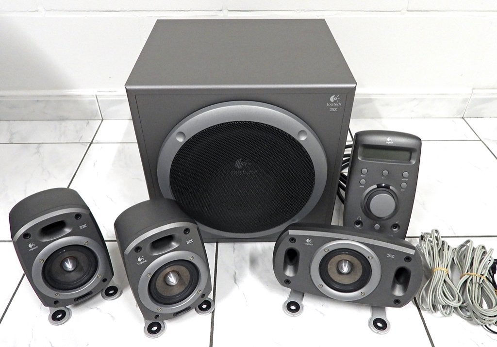 Logitech Z-680 luidsprekerset stereo subwoofer goede staat, Audio, Tv en Foto, Luidsprekerboxen, Gebruikt, Logitech, Overige typen