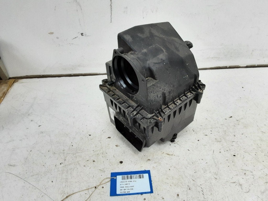LUCHTFILTER Jaguar XF (X260) (01-2015/-) (GX739H736CA), Gebruikt, Jaguar