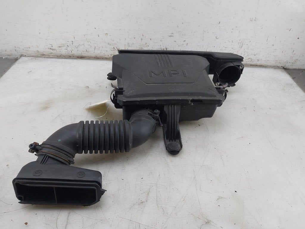 BOITIER FILTRE À AIR Hyundai i10 (01-2019/-) (|28110K7100|), Autos : Pièces & Accessoires, Moteurs & Accessoires, Hyundai, Utilisé