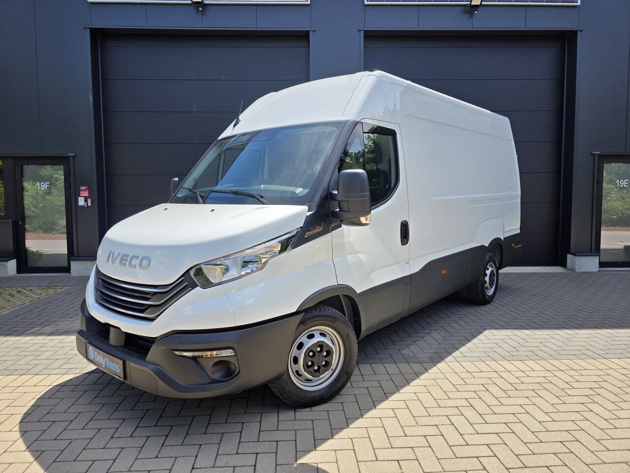 Iveco Daily 3.0D / 35-180 Hi-Matic / Nieuw Model 2026 / L3, Iveco, Wit, Bedrijf, Diesel