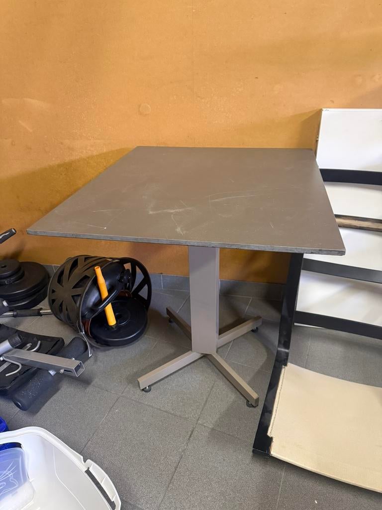 Horeca tafel, Ophalen