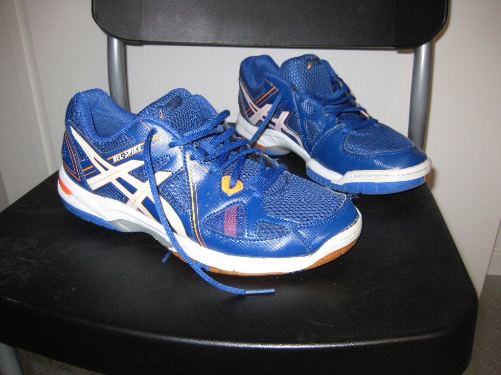 Asics Gel Spike , maat 40 , blue orange, Sport en Fitness, Volleybal, Verzenden, Zo goed als nieuw, Schoenen