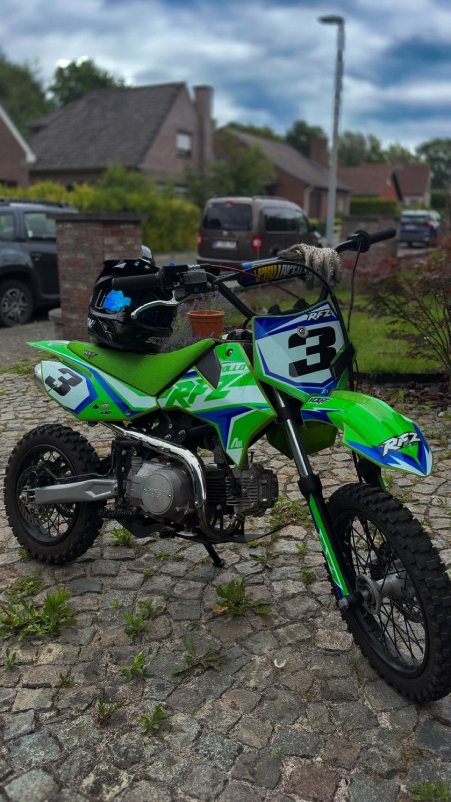 Apollo rfz 125cc, Fietsen en Brommers, Gebruikt, 125 cc, 4 versnellingen, Ophalen