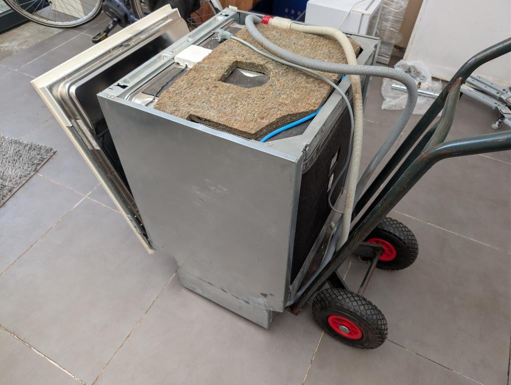 Zanussi inbouw vaatwasser - prima staat, Elektronische apparatuur, Vaatwasmachines, Ophalen, Inbouw
