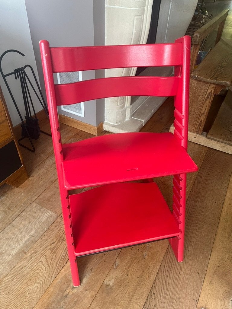 STOKKE - Tripp trapp evoluerende stoel, Kinderen en Baby's, Ophalen, Zo goed als nieuw, Meegroeistoel, Afneembaar eetblad