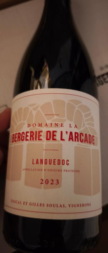 Vin Bergerie de l'arcade 2023, Enlèvement