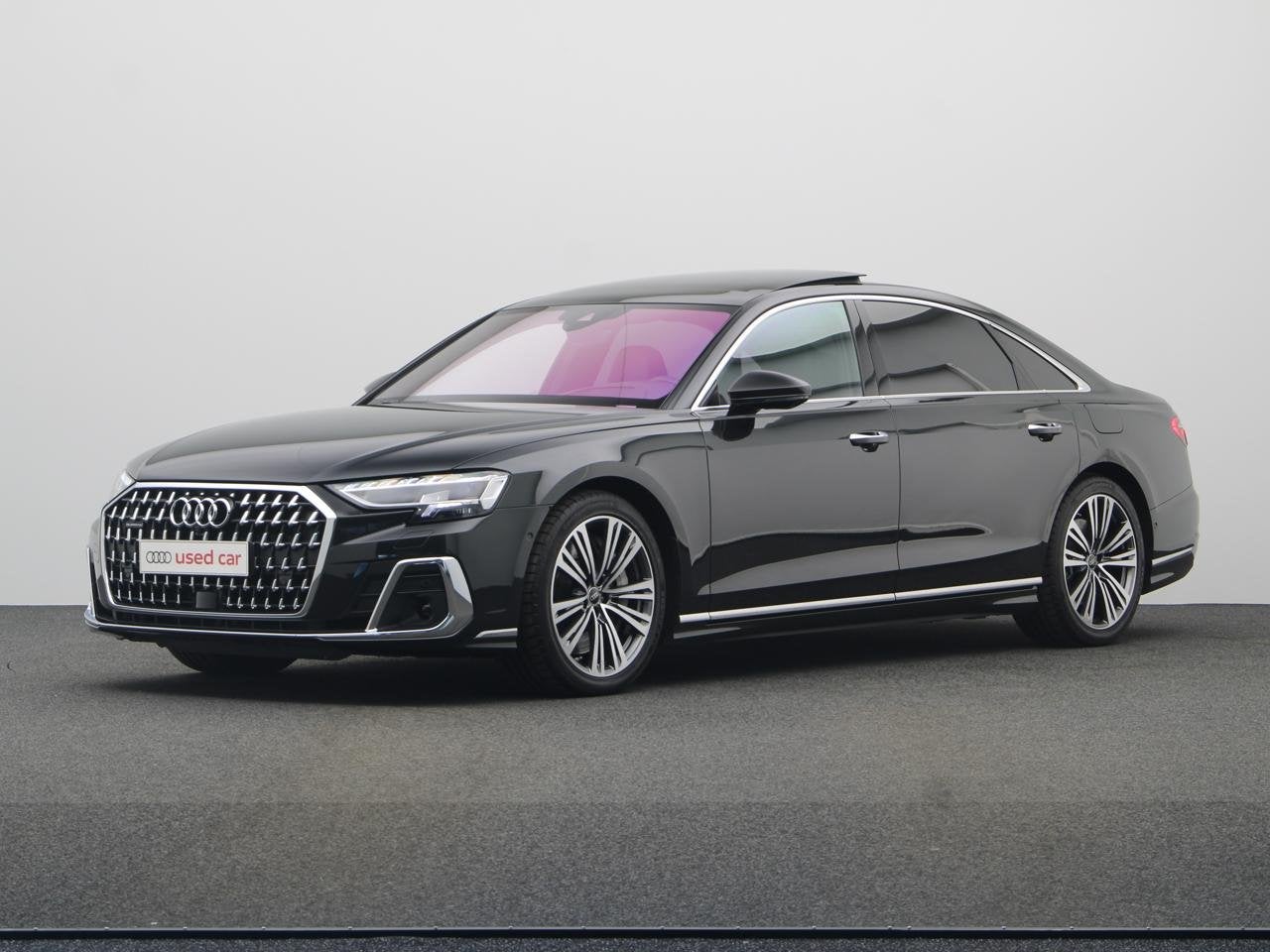 Audi A8 Long PHEV 60 TFSIe QUATTRO 462 PK  PLUG-IN HYBRIDE, Auto's, Automaat, https://public.car-pass.be/vhr/a3bbaac7-44a1-40f3-8bbf-01615e9b88ba