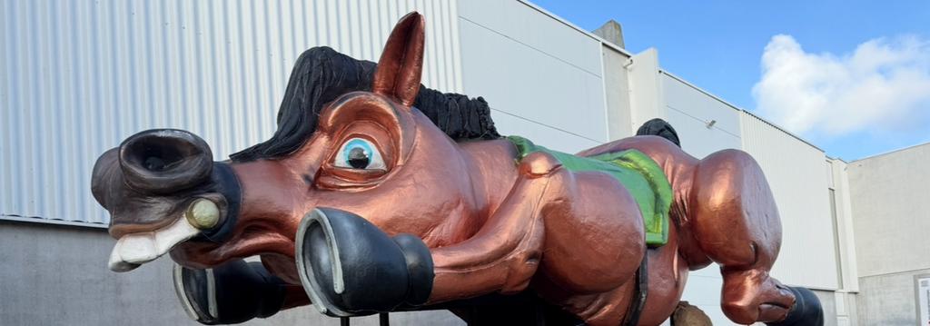Carnavalswagen opbouw, Hobby en Vrije tijd, Ophalen, Gebruikt, Feestartikel